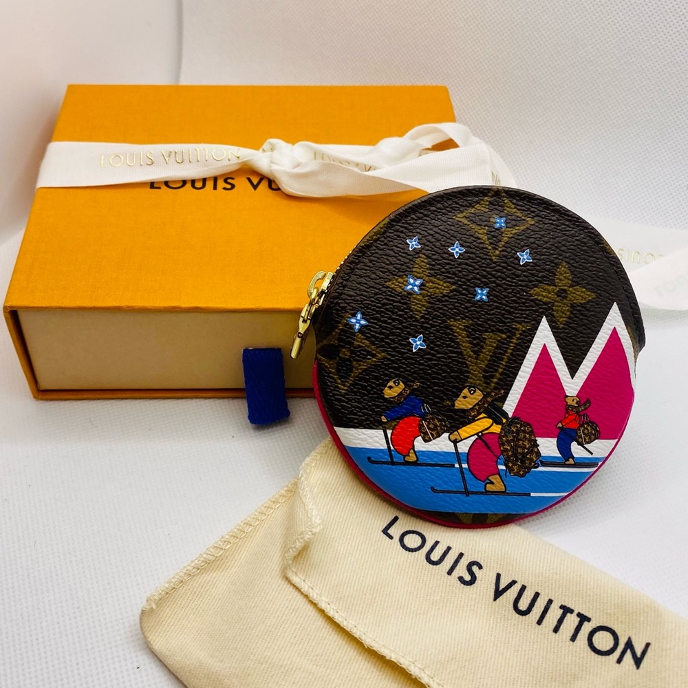 EUC Louis Vuitton 2018 Christmas Animation Porte Monnaie Round Coin Purse - Picture 3 of 15